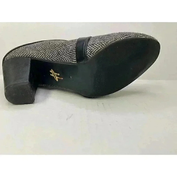 Heel booties Size: 7.5 Perfect for going out, work or special occasion - Picture 5 of 6